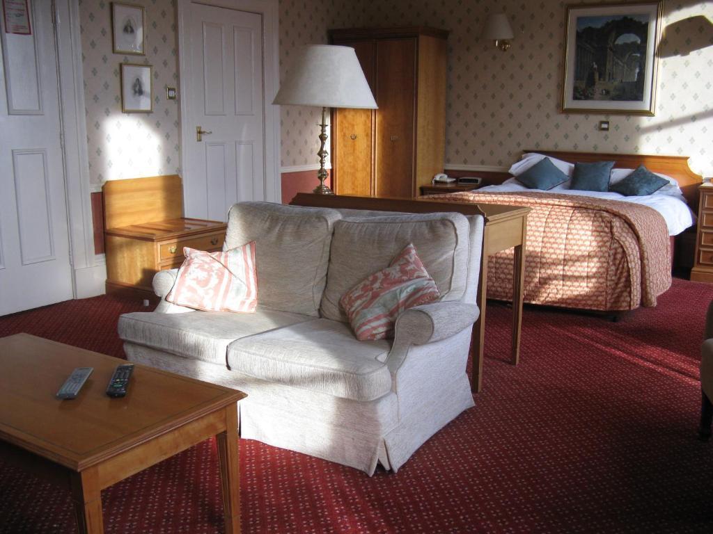 The Mount 3*